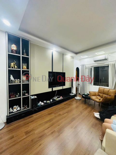 Only 1 house on Van Cao street - Ba Dinh - 30m 5 floors - 3 steps to the street - beautiful house with full furniture - 6.9 billion contact _0