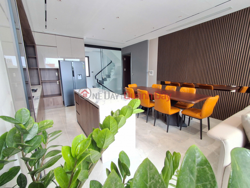 Beautiful 7-story house - garage - commercial use - fully furnished, 70m2, 31 billion VND. Ngoc Lam - Long Bien. Vietnam Sales đ 31 Billion