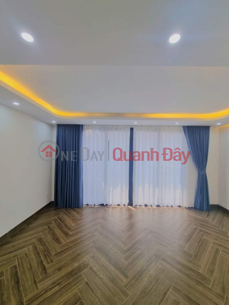 SUPER PRODUCT 7 FLOOR ELEVATOR HO BA TEMPLATE IN DONG DA DISTRICT Area: 45M2 MT: 5M INCLUDING 4 SPACIOUS BEDROOMS NEAR THE LAKE BEAUTIFUL view. Vietnam, Sales, ₫ 8.9 Billion