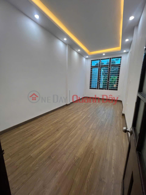 Corner house in Linh Nam, 2 airy, open alley, cars nearby, ready to move in, good business, 45m2*5 floors _0