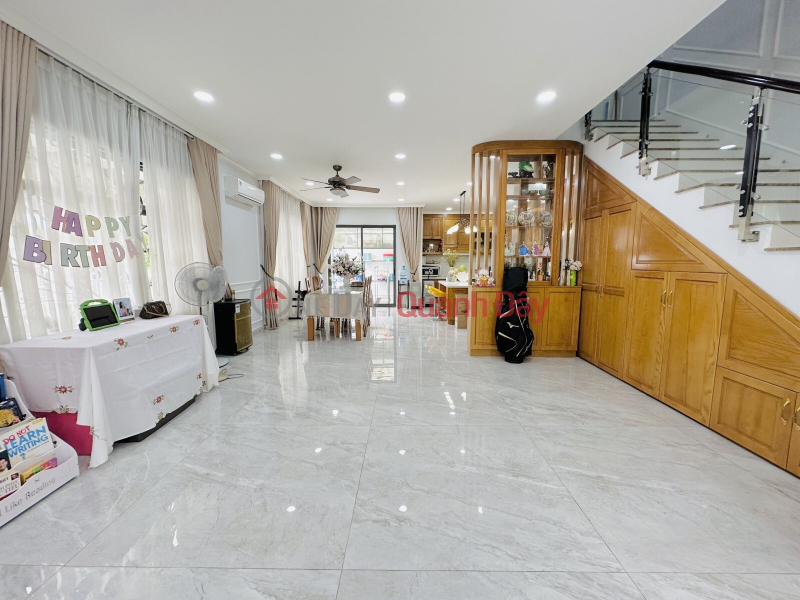 Property Search Vietnam | OneDay | Nhà ở Niêm yết bán Bán Biệt Thự Đường Tô Ngọc Vân Tp Thủ Đức, 200m2, Chỉ hơn 16 tỷ, VÀO Ở NGAY, 2 Mặt Tiền Đường RỘNG Hơn 10m