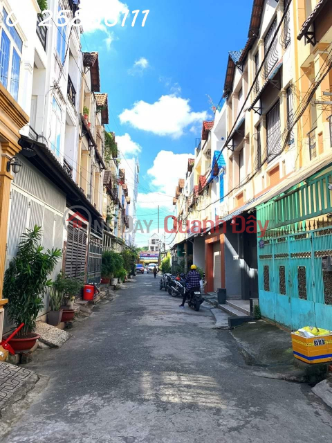 Town house owner Thanh Loc 62 m car alley adjacent to Go Vap - residential area more than 6 billion VND _0