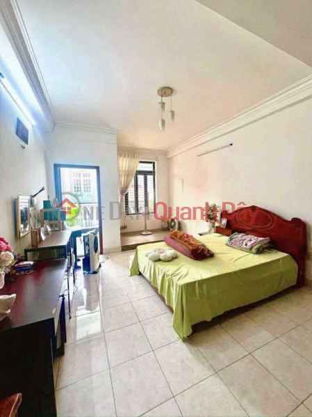 , Please Select, Residential Sales Listings, đ 6.8 Billion