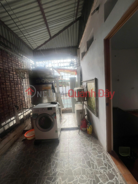 đ 2.9 Billion OWNER SELLS HOUSE ON HOANG MAI STREET - PRIME LOCATION - BEST PRICE IN THE AREA