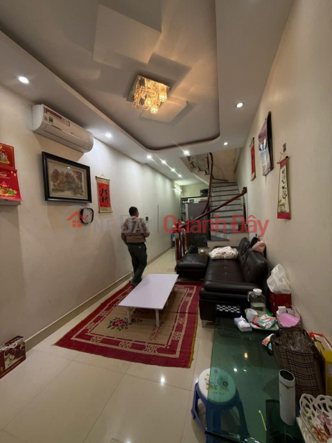 SUPER PRODUCT 5M FROM CAR - NEW HOUSE - OWNER BUILT TO LIVE IN - EXTREMELY RARE _0