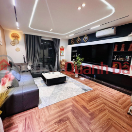 House for sale in Hoang Cau, 60m2, 4 floors, 4m frontage, 25.8 billion VND, sidewalk access, car parking available, suitable for business. _0
