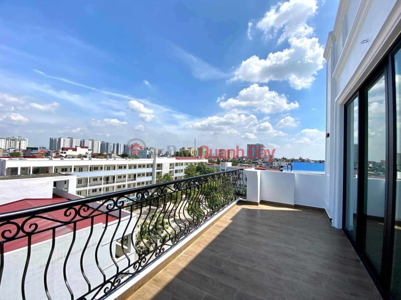 Property Search Vietnam | OneDay | Residential, Sales Listings | NGUYEN VAN LINH - BEAUTIFUL 8-FLOOR HOUSE - ELEVATOR - BUSINESS - WIDE SIDEWALK - 2 AIR - AVOID CARS