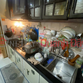 HOME SELL Q5 FURNITURE FREE - Adjacent to SAI GON DISTRICT - AVAILABLE FOR LEASE. _0