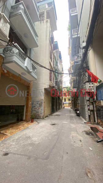 Property Search Vietnam | OneDay | Nhà ở Niêm yết bán, 40m 5 Tầng Phân Lô Ô Tô Tránh Dừng Đỗ Ngày Đêm Phố Trần Quốc Hoàn Trung Tâm Cầu Giấy. Gần Nhiều Trường Đại