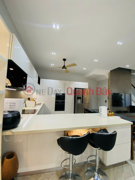 Property Search Vietnam | OneDay | Nhà ở Niêm yết bán | Bán biệt thự Mega Melosa Khang Điền, ngang 8m, full nội thất siêu đẹp, giá thương lượng mạnh.