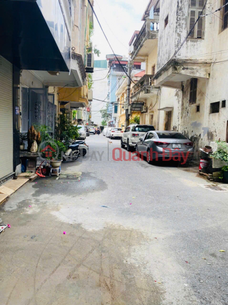 Cho thuê nhà nguyên căn ngõ 281 Khương Trung, 40m2 x 2 tầng 1 tum.2 ngủ.2 wc, 9 Triệu Niêm yết cho thuê