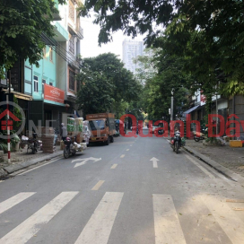 Selling land and giving away a house in Mau Luong, Kien Hung, car parking area 60m2. _0