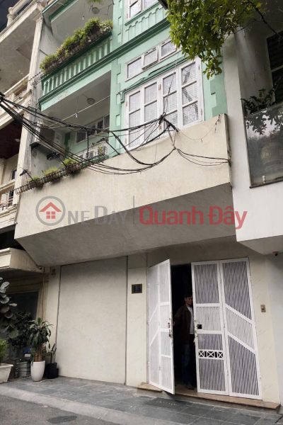 HOUSE FOR SALE IN THANH XUAN DISTRICT, 64M2, 4 FLOORS, WIDE FRONTAGE, CAR ACCESS, SUITABLE FOR BUSINESS\\/OFFICE, 31.X BILLION VND Vietnam Sales | đ 31.6 Billion