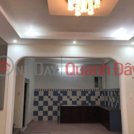 Cho thuê nhà nguyên căn 3 tầng 4 phòng ngủ gần chợ Ngô Quyền Phường 6 Đà Lạt giá 15tr _0