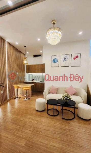 ► House 40m² facing Pham Van Nghi street, 2 floors, clean and beautiful, price 2.x billion VND (negotiable) Sales Listings
