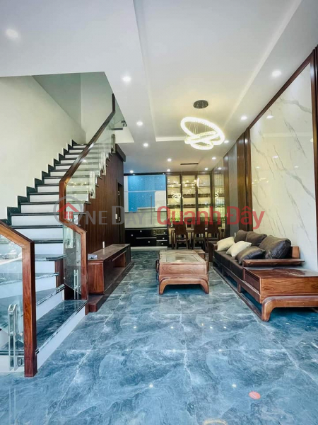 Property Search Vietnam | OneDay | Residential Sales Listings, Flat house with no slope, densely populated, good security, convenient transportation, car parking