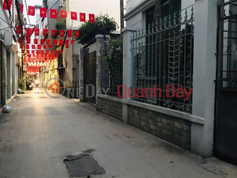 Tu Lien Townhouse for Sale, Tay Ho District. 108m Frontage 9.2m Approximately 17 Billion. Commitment to Real Photos Accurate Description. Owner Can _0