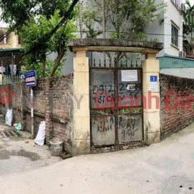 Land for sale very nice corner lot with 2 car fronts 10m 7m Dt 73m2 lane 335 An Duong Vuong - 5.7 billion _0