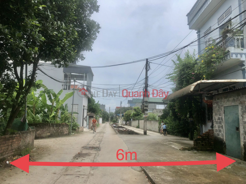 The owner needs to sell a 43m plot of land in Phuong Dong, Phung Chau, Chuong My, Hanoi, 3m road. Sales Listings