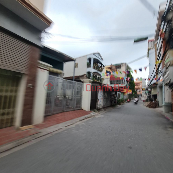 Land for sale in Da Ton, Gia Lam, Hanoi. 71m2, 4m frontage, accessible by 7-seater car, price over 5 billion VND. Contact 0392248515, Vietnam Sales đ 5.89 Billion
