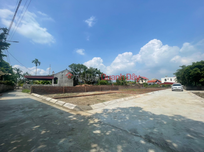 Selling a corner lot with 3 open sides near Chien Thang industrial park, cheap price 420 million, red book, owner Vietnam | Sales, đ 420 Million