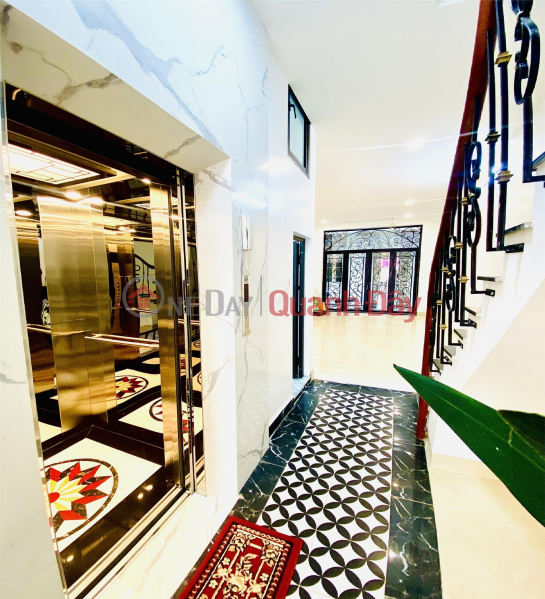 House for sale in Hai Ba Trung District. Elevator, business. 25.7 billion negotiable Sales Listings