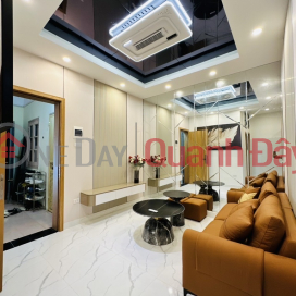 CAU GIAY APARTMENT 65M2 3 BEDROOMS CAR PARKING AT THE BUILDING PRICE 3 BILLION 950 _0