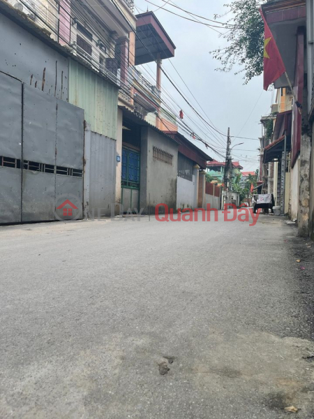 Selling level 4 house in Tien Duong - Dong Anh, asphalt road for car, price 1.7 billion. Contact 0974090313 Vietnam Sales | đ 1.7 Billion