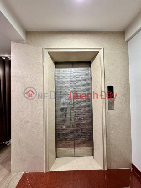 đ 20 Billion House for sale, garage, elevator, business, Hoang Cau, Dong Da 62m 7 floors MT 6m 20 billion