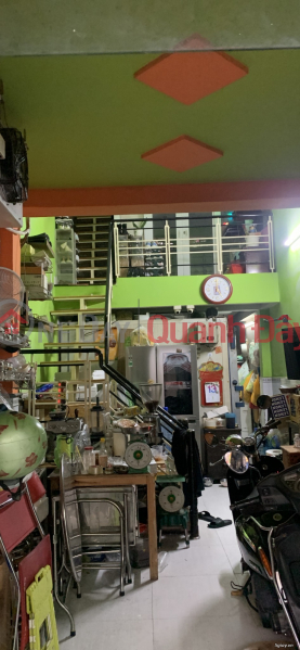 The owner is preparing to settle in Australia so he needs to sell his house urgently on Tran Dinh Xu Street, District 1 | Vietnam Sales đ 8.2 Billion