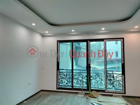 NEW HOUSE WITH CAR ACCESS ON THACH BAN STREET - LONG BIEN, 39 SQUARE METER, 6 FLOORS, FRONTAGE 4.5 METER, 9 BILLION. _0