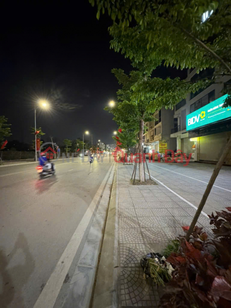 đ 29,3 tỷ, Mặt phố mơi thịnh liệt bán nhà 5 tầng khu đô thị ao sào hoàng mai