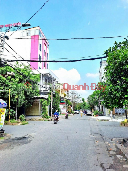 Selling a beautiful house with 5 floors 4x20, front of Nguyen Oanh branch, just over 10 billion VND Sales Listings