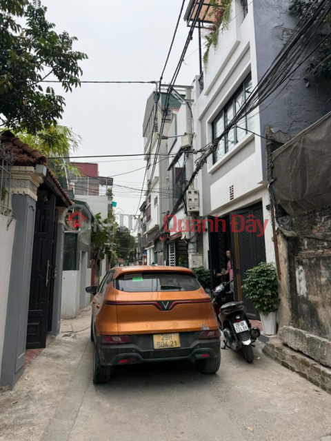HOUSE FOR SALE IN A CAR-ACCESSIBLE ALLEY, Bac Cau - Long Bien, 55m2 x 3 Floors, 4.5 Billion VND, 10.5 Billion VND, Long Bien. _0