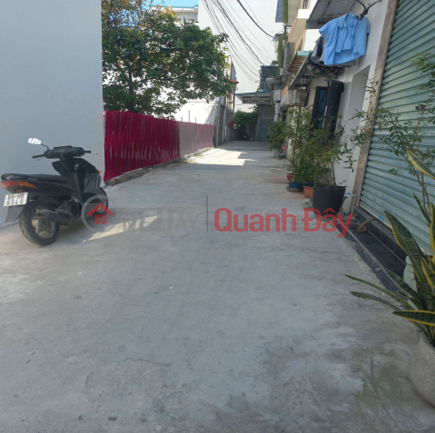 House for sale in Dong Dinh market, Thach Ban, car access, center, near market, 46m, 3 billion 9 _0