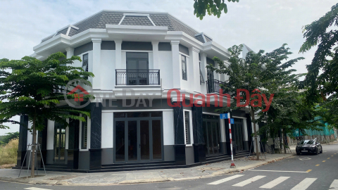 Nhà phố hiện đại tại Hòa Lợi, Bến Cát, giá rẻ 2,66 tỷ - Sổ hồng riêng!
Modern Townhouse in Hoa Loi, Ben Cat – _0