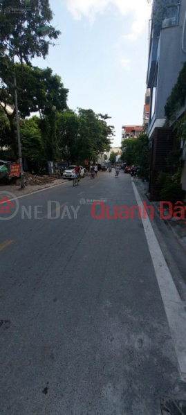 Property Search Vietnam | OneDay | Residential, Sales Listings House for sale at lane 68 Nguyen Van Linh Long Bien, area 34m2*5T 3 billion 195 cars to enter the house