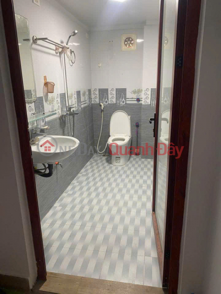 4-storey house for sale in the center of Tran Hung Dao, near Cong Coffee Shop, wide car road, 65m2 Vietnam, Sales đ 5.5 Billion