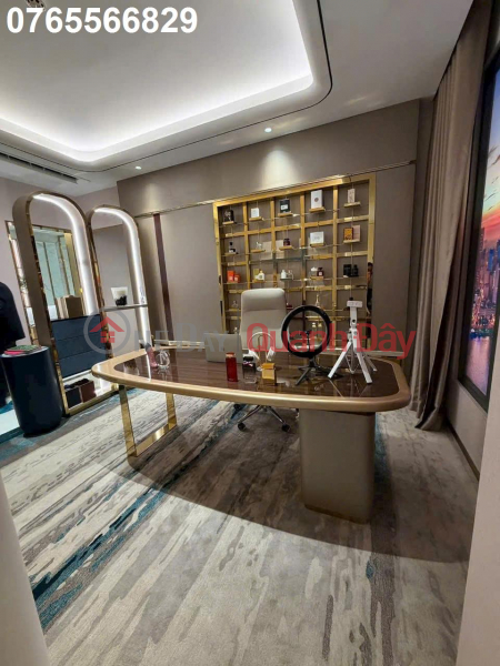 , Please Select, Residential Sales Listings đ 2.8 Billion