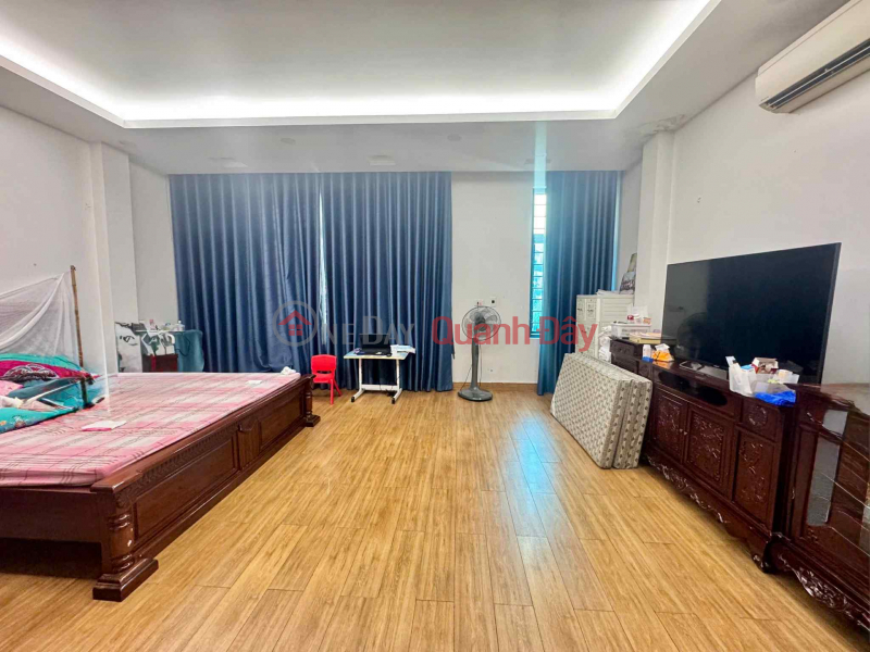 đ 28 tỷ, Siêu phẩm Lâm Hạ view vườn hoa, 81m x 5 tầng, mặt tiền 6m, vỉa hè, 3 ôtô tránh nhau