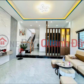 Urgent sale of modern 5-storey house, green space in Phuc Loi - Price only 3.9 billion _0