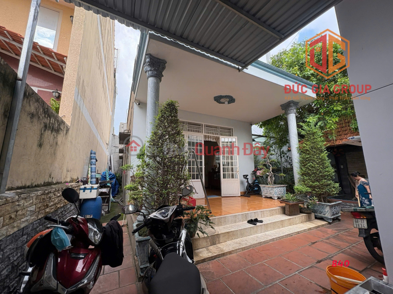 HOT! Nhà Mặt tiền Trương Quyền, có 2 mặt tiền, gần BV Hoàn Mỹ, DT lớn, giá rẻ Việt Nam | Bán | đ 16,5 tỷ