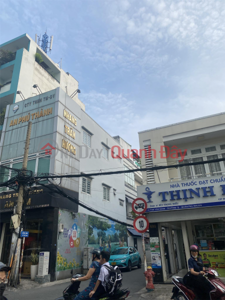 Owner sells house at 489 Huynh Van Banh, Phu Nhuan car alley, 4 floors | Vietnam, Sales đ 8.66 Billion