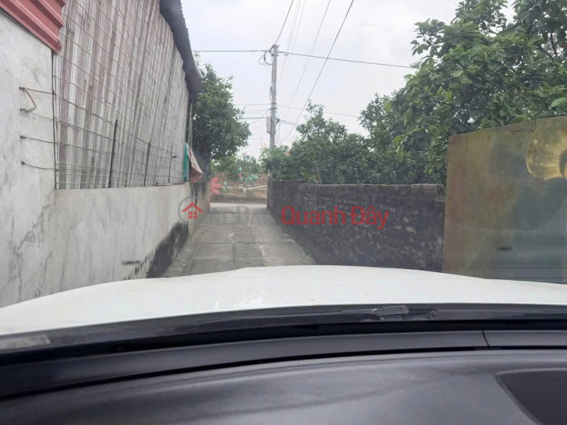 URGENT SALE OF A PRIME PLOT OF LAND - Great Price - Thuong Mo, Dan Phuong - Convenient transportation, potential for price appreciation Vietnam Sales đ 4.84 Billion