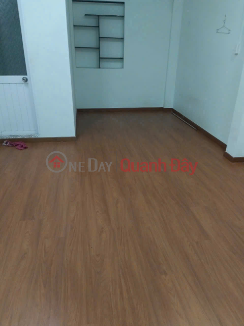 House for sale 201\/732A Vinh Vien S: 20 m2, 4m frontage, red book, owner ready to deal _0