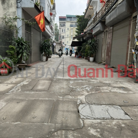 Apartment for urgent sale of Chua Lang house - Dong Da - 64m x 4m 4 floors - Hai Thoang _0