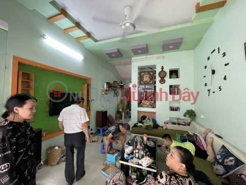 House for sale in lane 383 Thien Loi, area 65m2 3 floors PRICE 2.45 billion with private yard _0