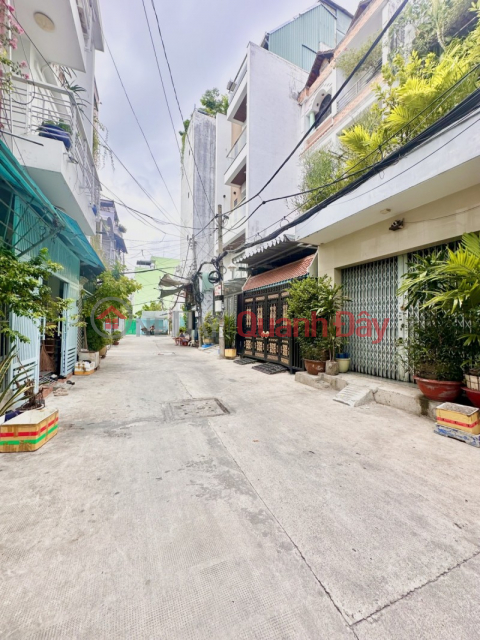 House for sale on Nguyen Son - Car alley leading to the house - (3.8x14.5)m, 3-storey concrete _0