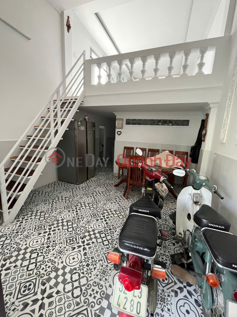 BÁN NHÀ CĂN GÓC CẤP 4 CÓ GÁC LỬNG HẺM Ô TÔ HOÀ TRUNG PHƯỜNG BẮC NHA TRANG _0
