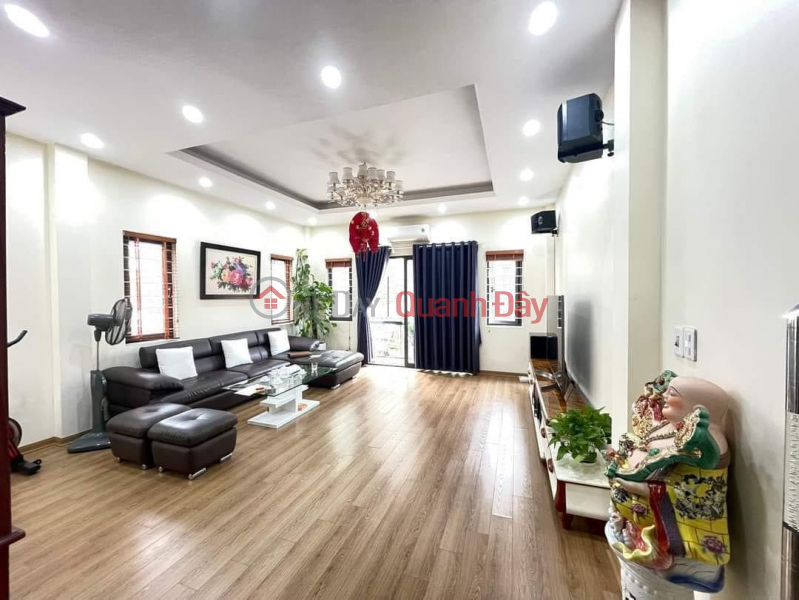 Property Search Vietnam | OneDay | Nhà ở Niêm yết bán bán nhà lô góc Ngọc Lâm-Nguyễn Văn Cừ, 65m² x 5tầng, gara, full nội thất